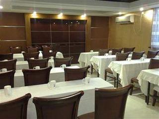 Фото GreenTree Inn Yangzhou Plaza Hotel