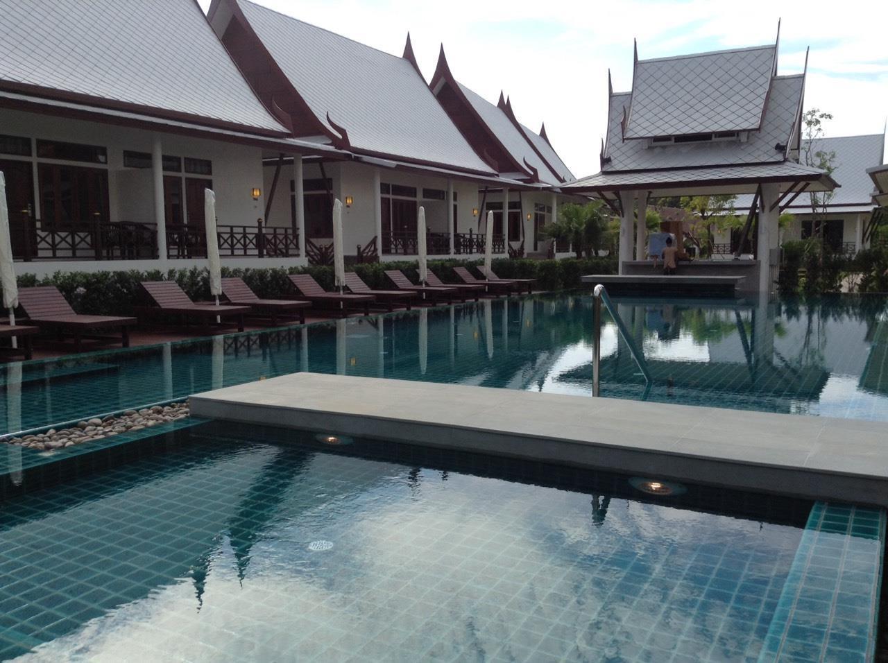 Фото Bhu Tarn Koh Chang Resort and SPA