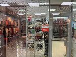 Glow (Kenesary kóshesi, 40) ، متجر ملابس