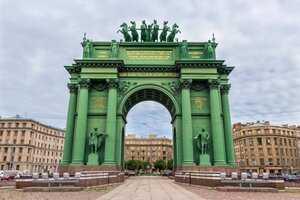 Monument-museum Triumphal Gate Narvskiye (ploshchad Stachek, 1), museum