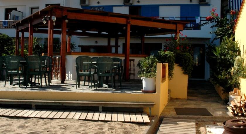 Фото Vlachakis Hotel