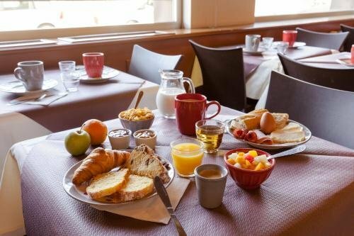 Гостиница The Originals City - Hotel Colmar Gare  в Кольмаре