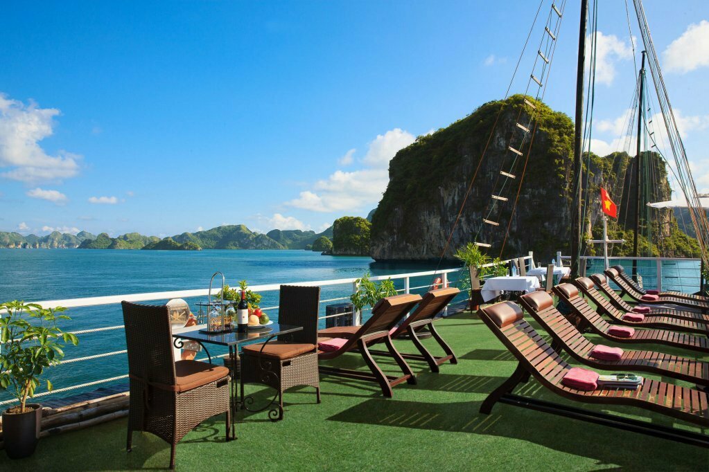 Hotel Halong Carina Cruise, Quảng Ninh Province, photo