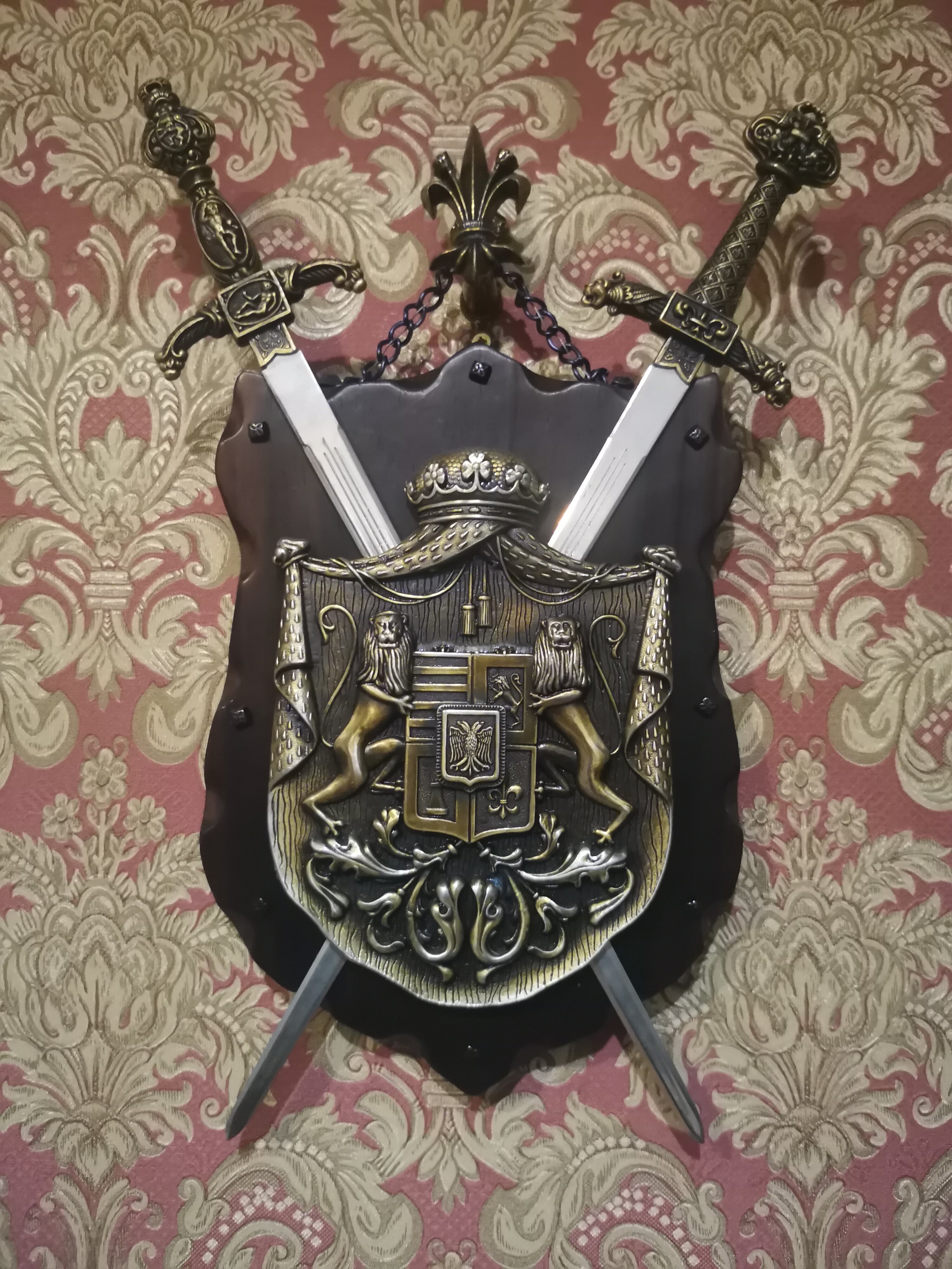 Фото Замковый