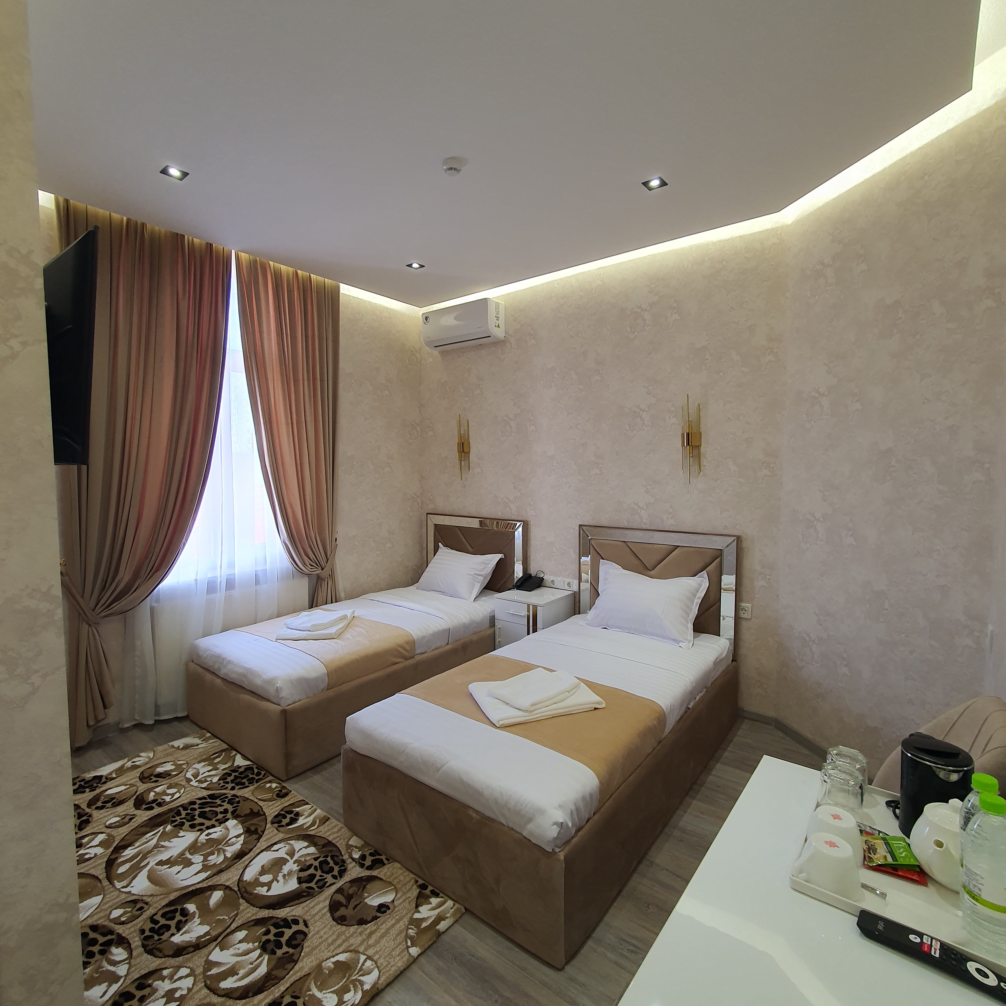 Фото The Afrosiyob