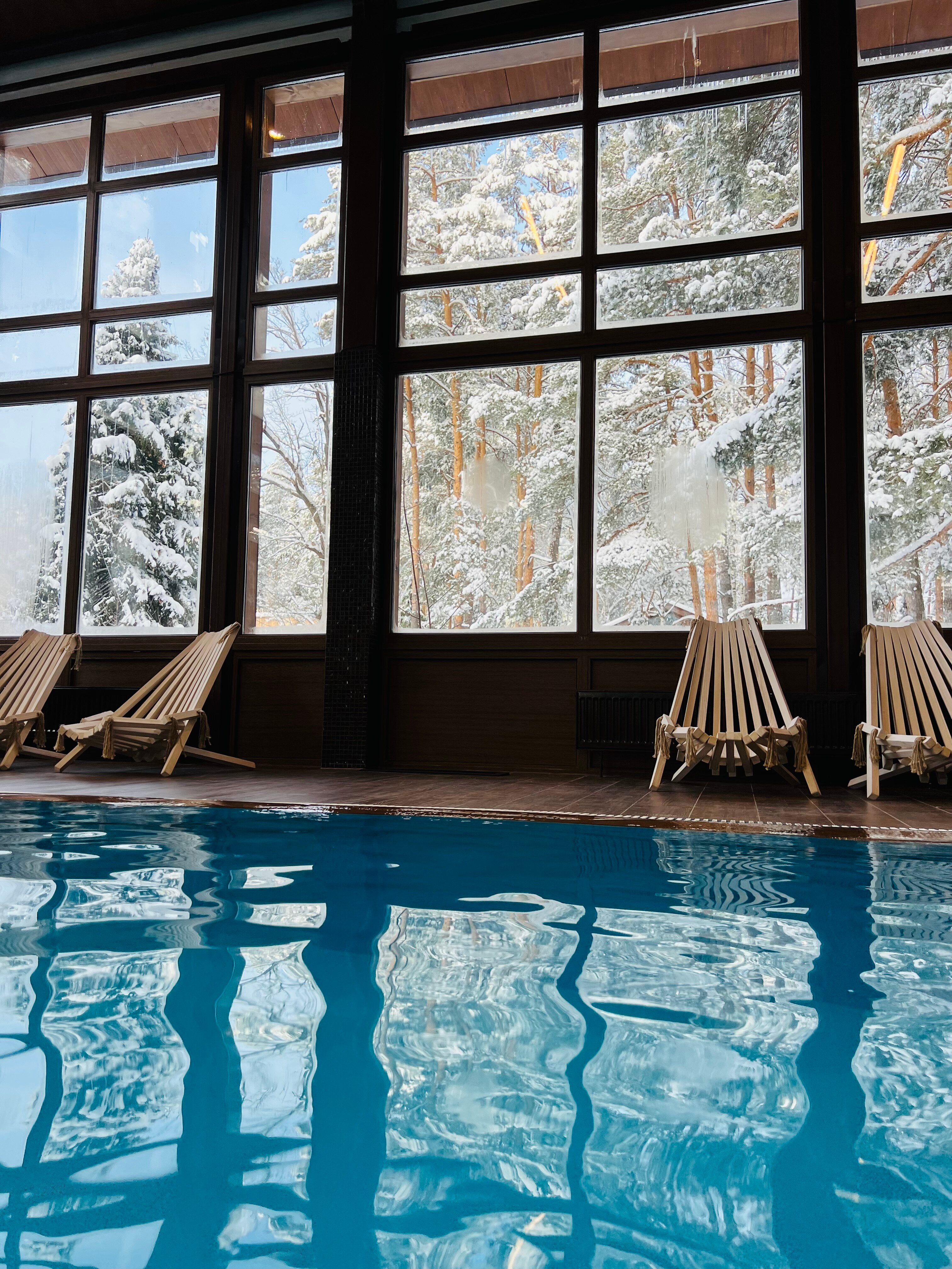 Фото Времена года в зелёном городе