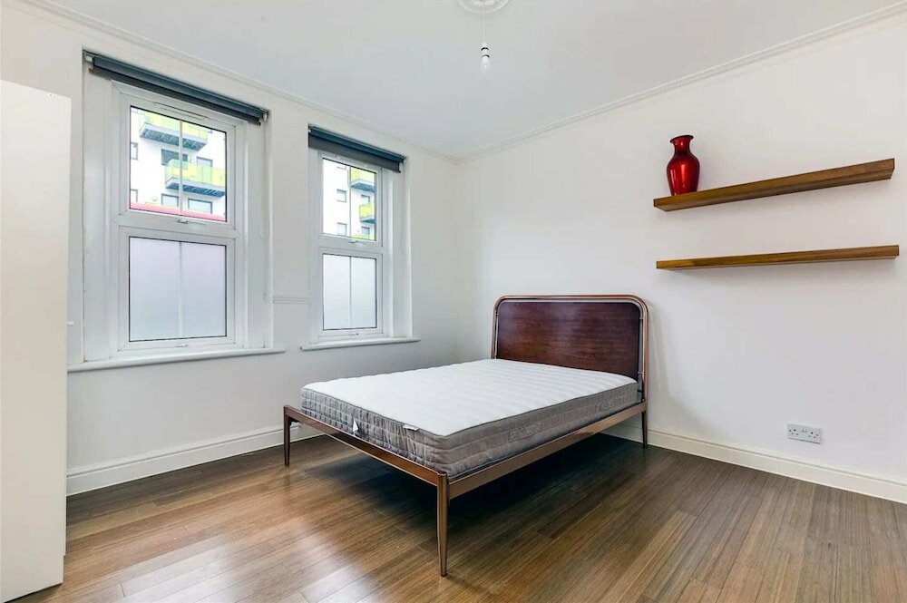 Фото Spacious 2 Bedroom in Gorgeous Camberwell With Garden