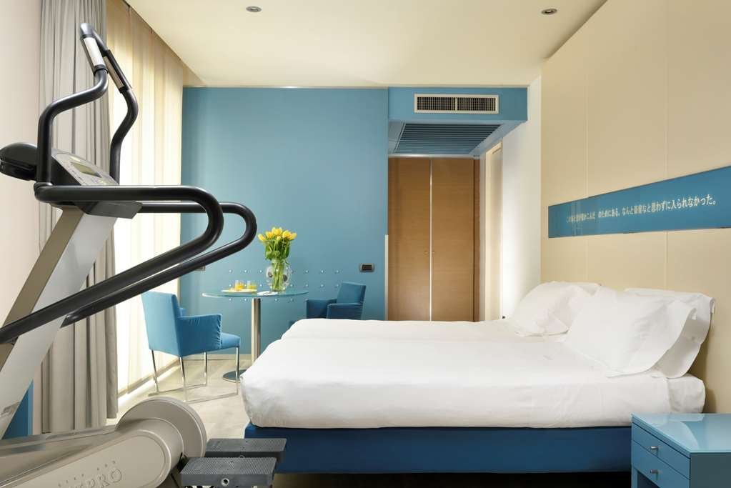 Фото Una Hotels Bologna Centro