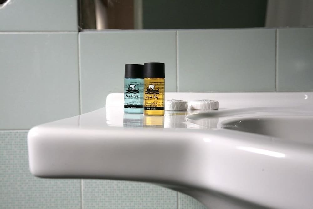 Фото Hotel Theoxenia Loutraki