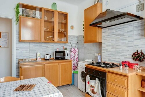 Апартаменты Railway Station Huge & Luminous Apartment x8 в Специи