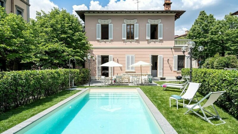 Гостиница Villa Lilli 8 in Montecatini Terme в Монтекатини-Терме