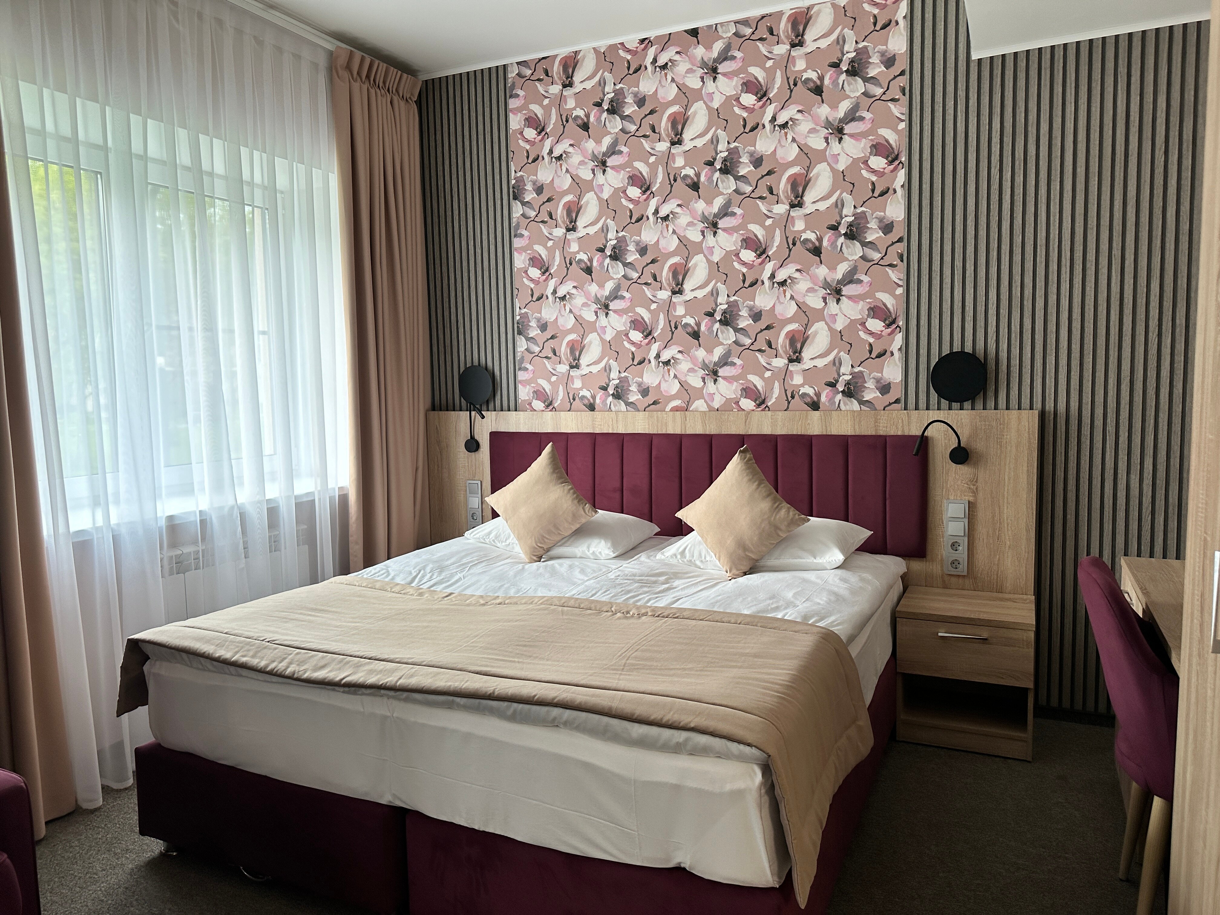 Фото отеля 1