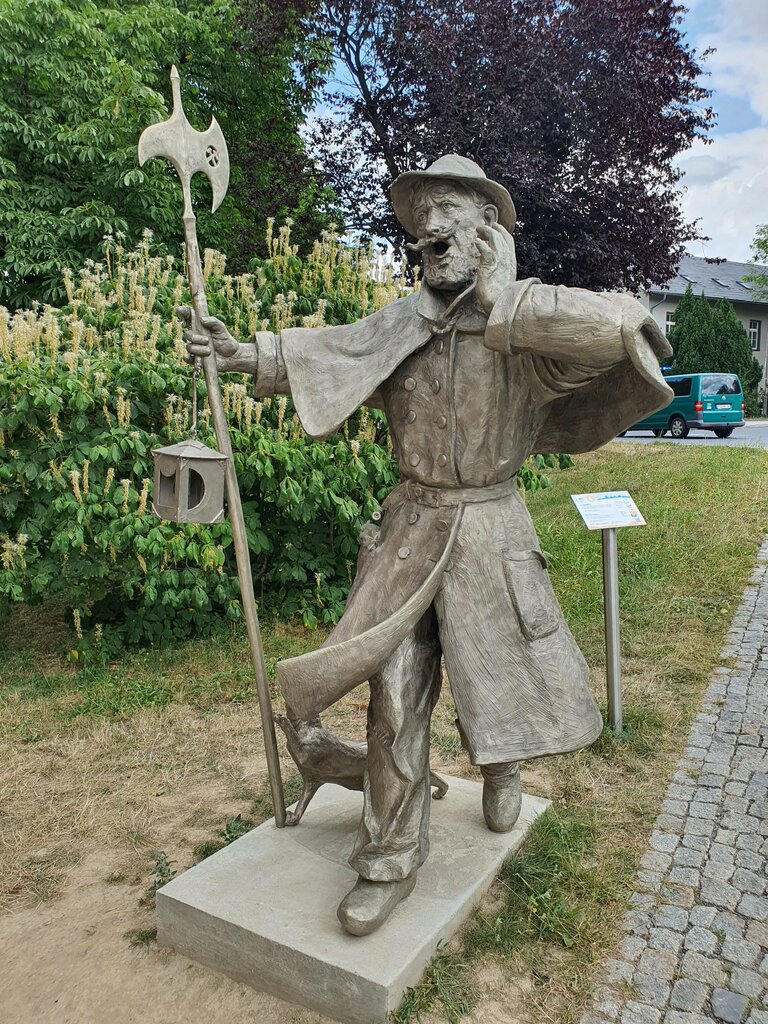 Landmark, attraction Donatsturm, Freiberg, photo