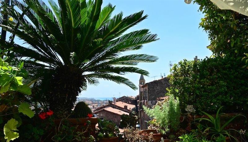 Фото La Terrazza dei Pelargoni B&b