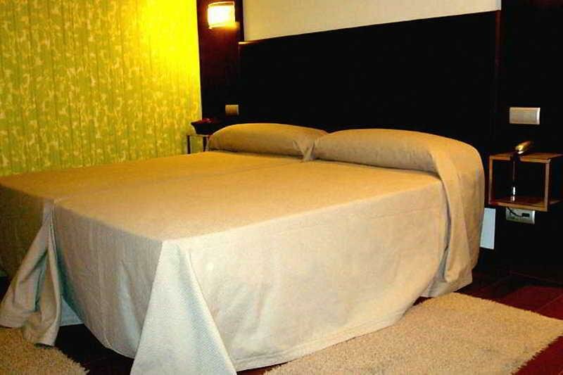 Фото Hotel Carril