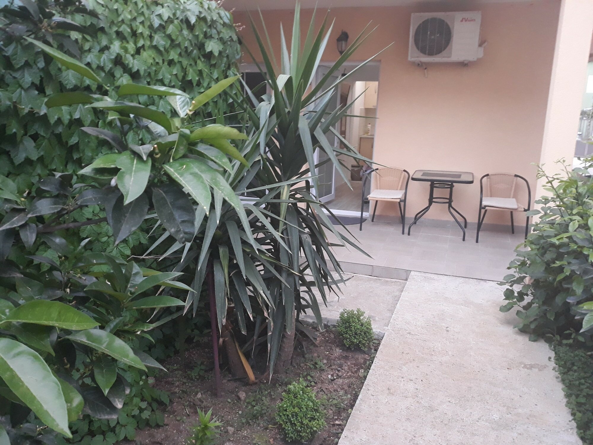 Фото Radovic apartments