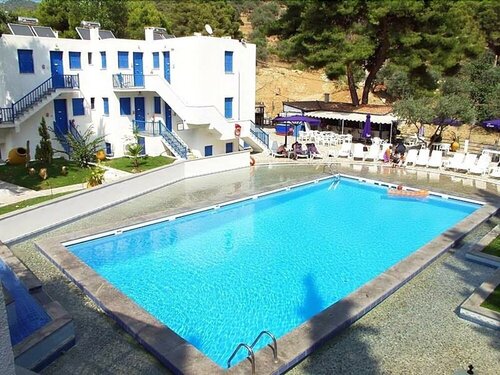 Внешний вид отеля Cascade Holiday Resort в Поросе, фото 1