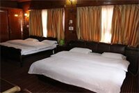 Фото Walisons Hotel