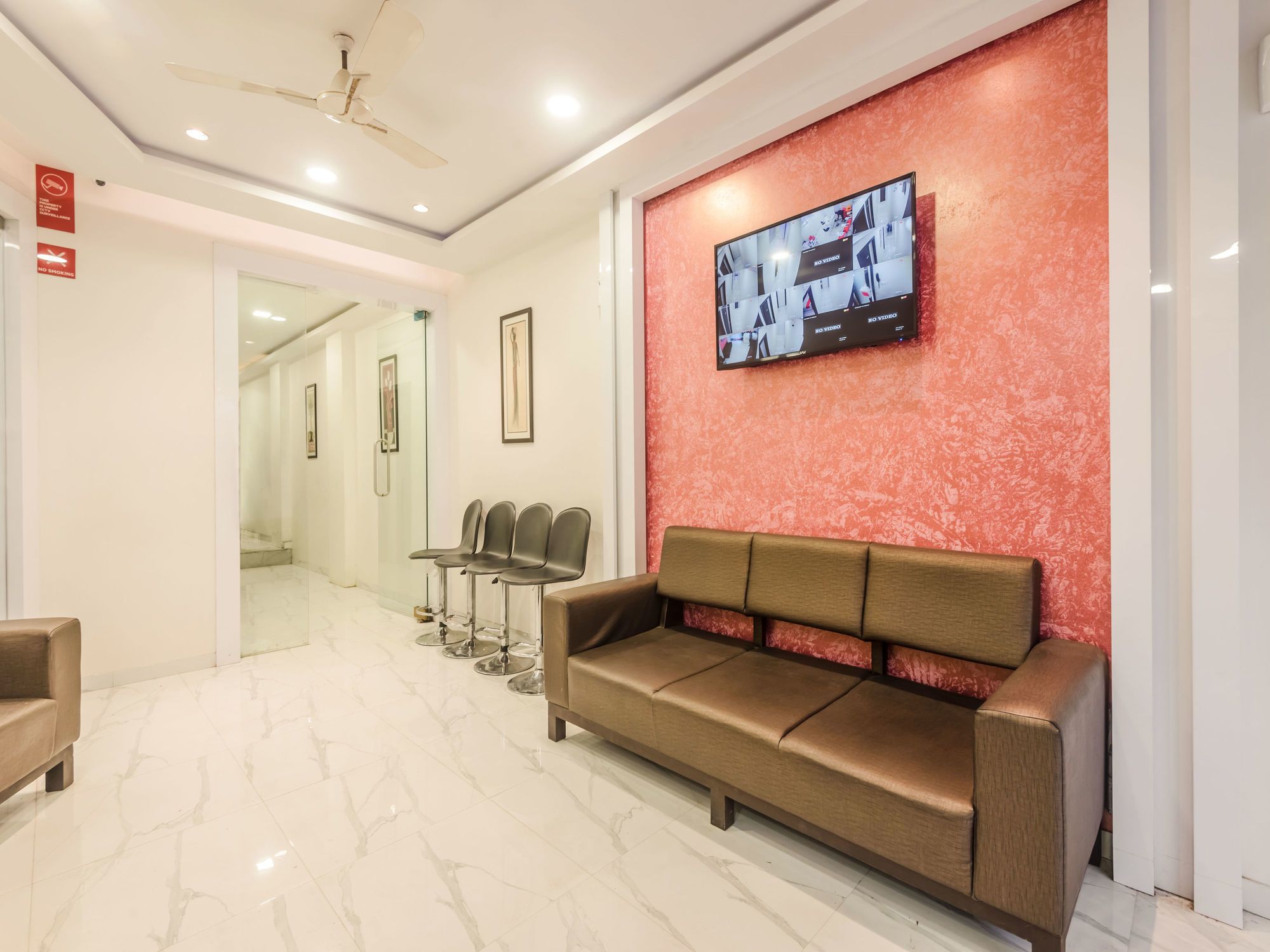 Фото Oyo 7407 Hotel Blue Sea