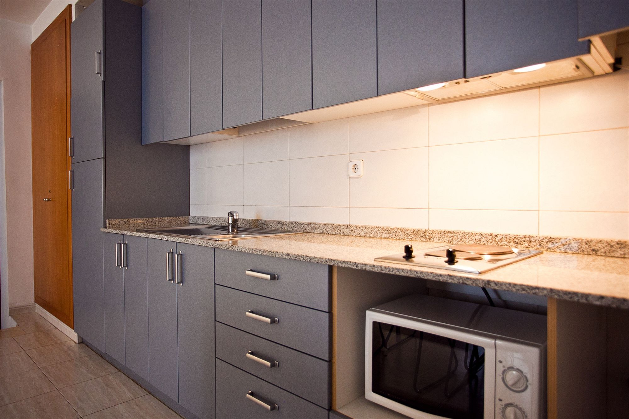 Фото Las Ramblas Pasaje Bacardi Apartments