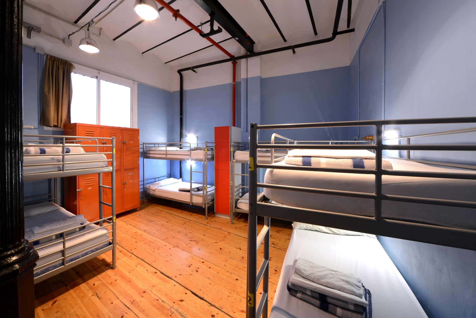 Фото Safestay Barcelona Gothic