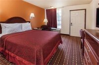 Фото Days Inn by Wyndham El Reno