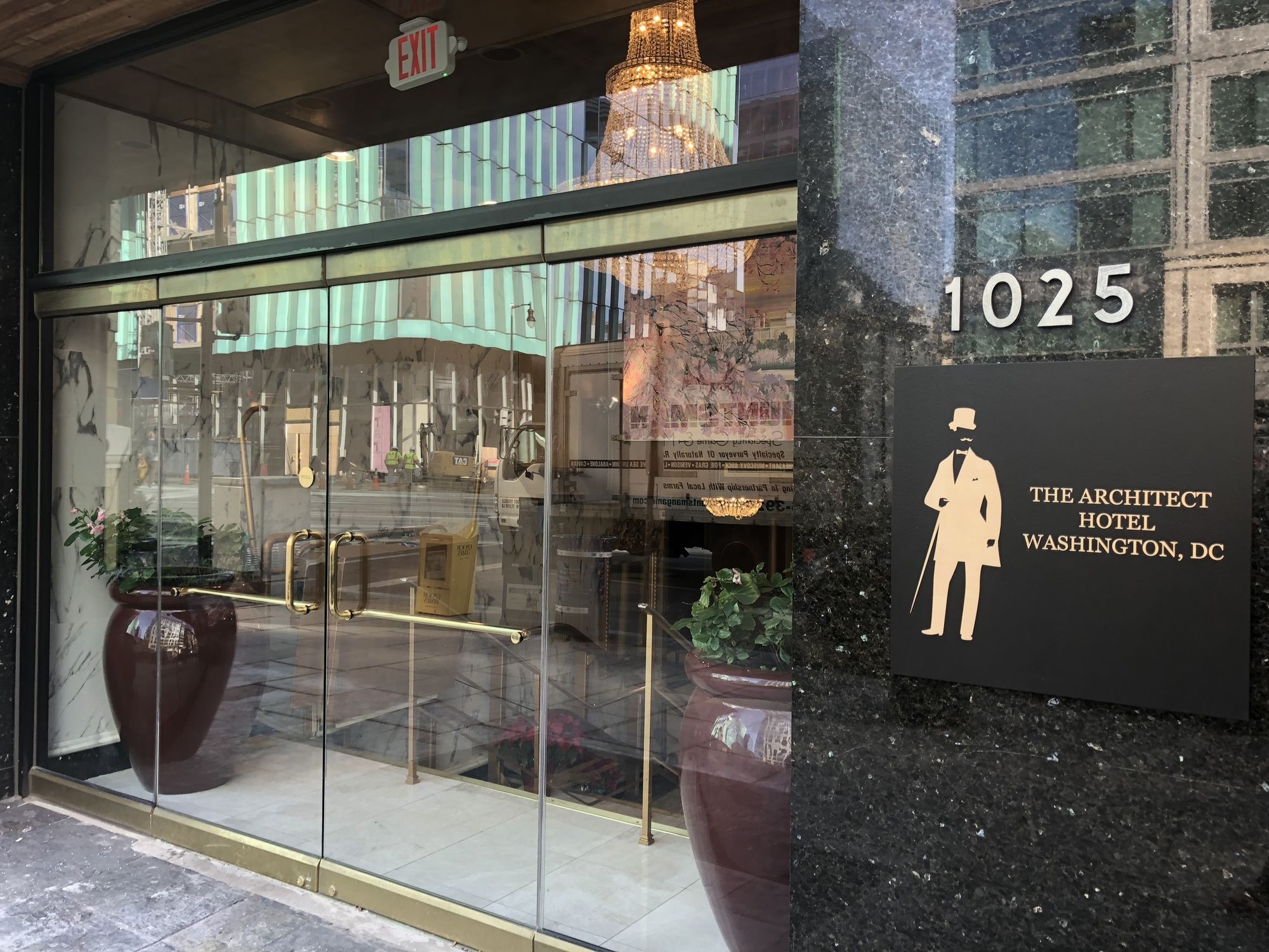 Фото The Architect