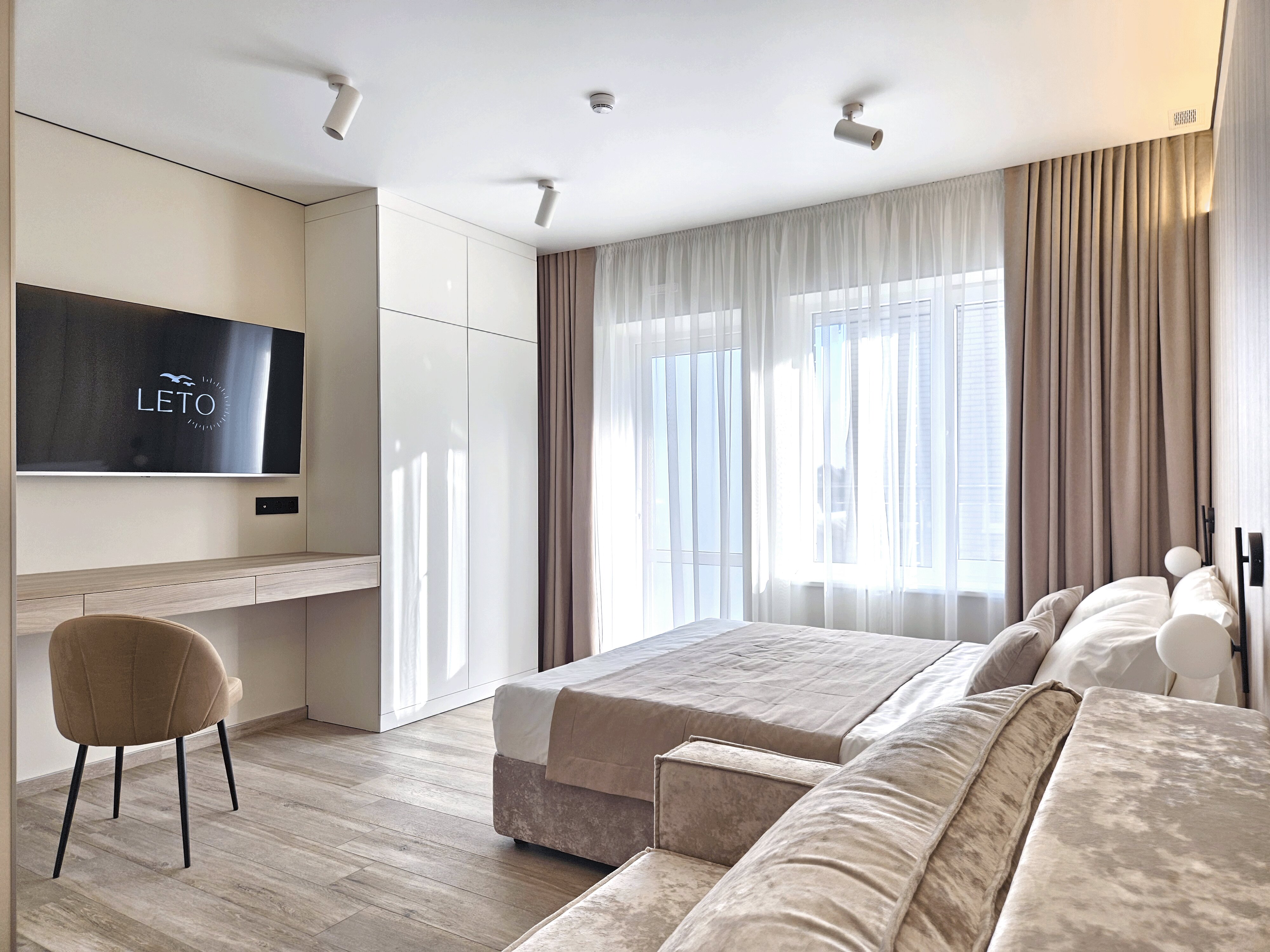 Фото отеля 2