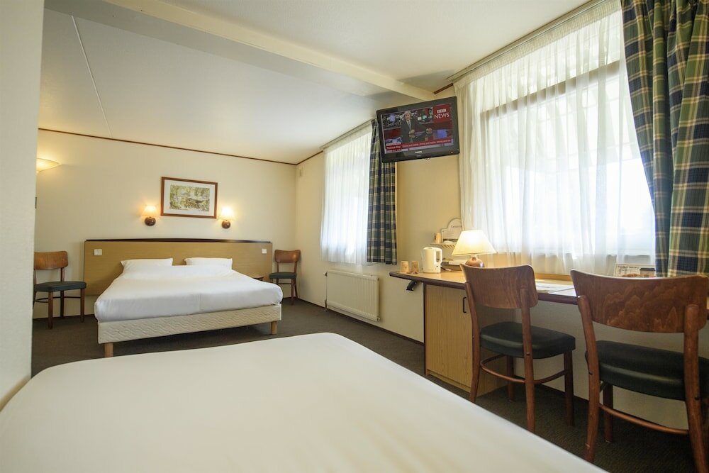 Фото Campanile Hotel Zwolle