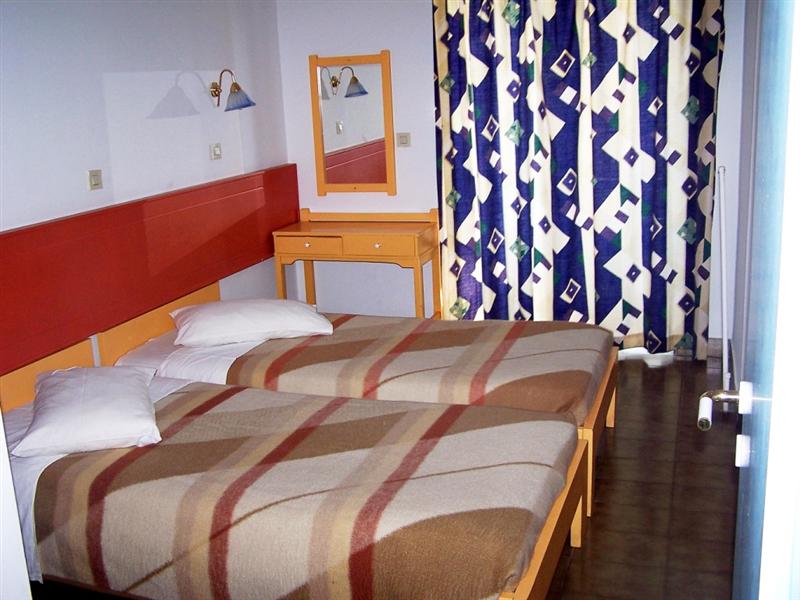 Фото Fantasia Hotel Apartments