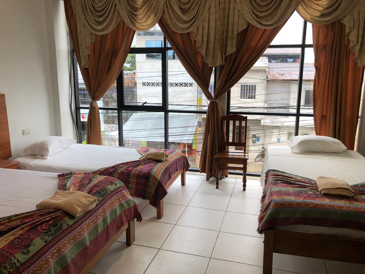 Фото отеля 2