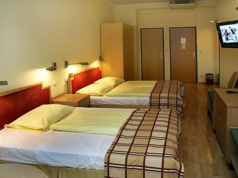 Фото Continental Hotel-Pension