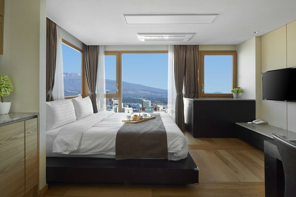 Фото ShinShin Hotel Jeju Ocean