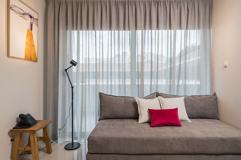 Фото Trianon Luxury Apartments & Suites