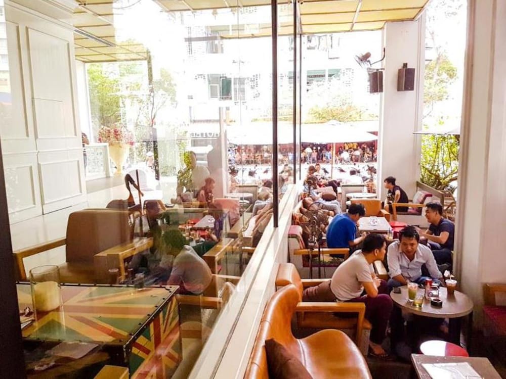 Фото A&em Art Hotel