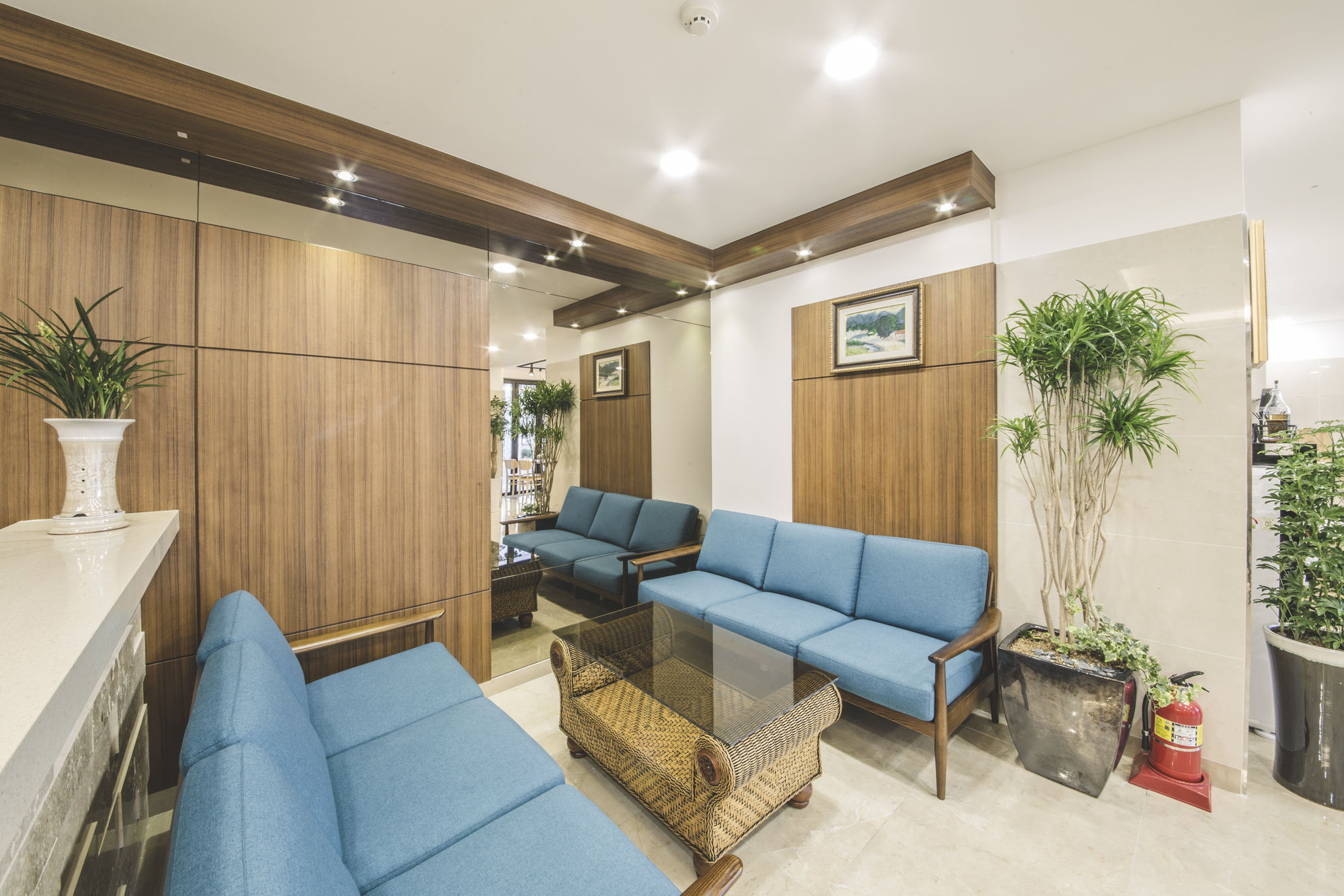 Фото Harbor Hotel