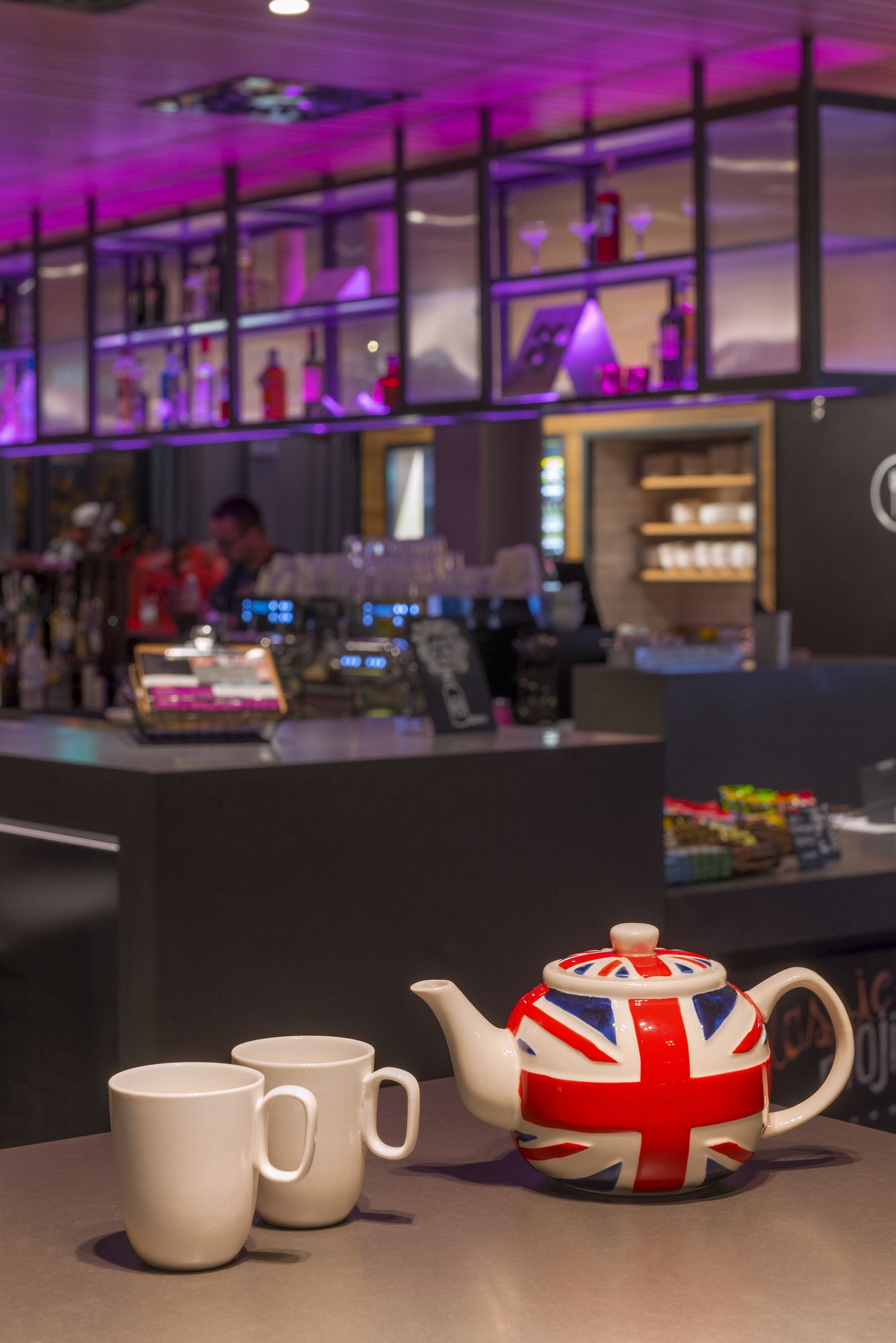 Фото Moxy London Excel
