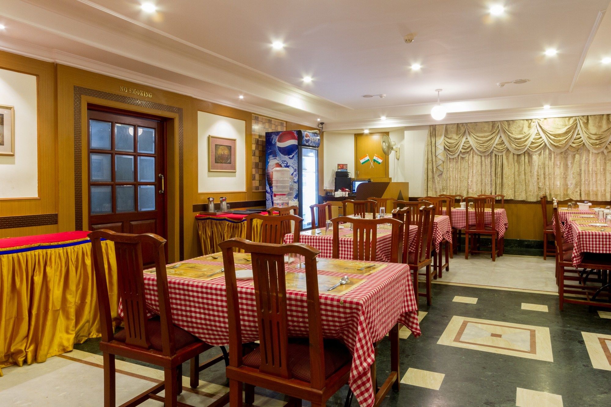 Фото FabHotel Metro Manor Central Station