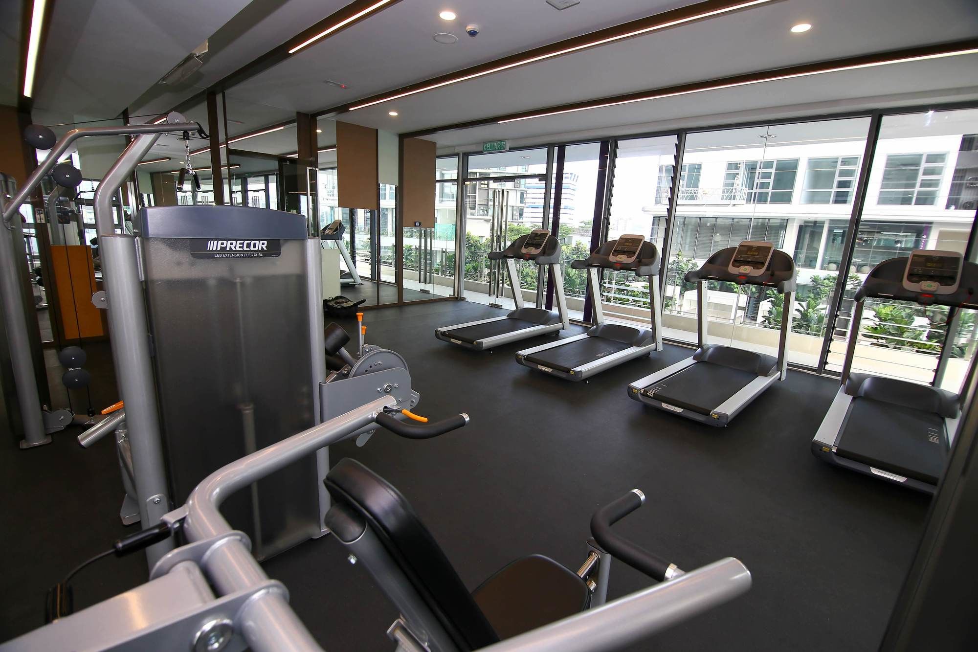 Фото Robertson Premier Suites by Subhome