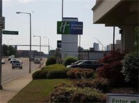 Фото Holiday Inn Express Memphis Medical Center Midtown, an Ihg Hotel
