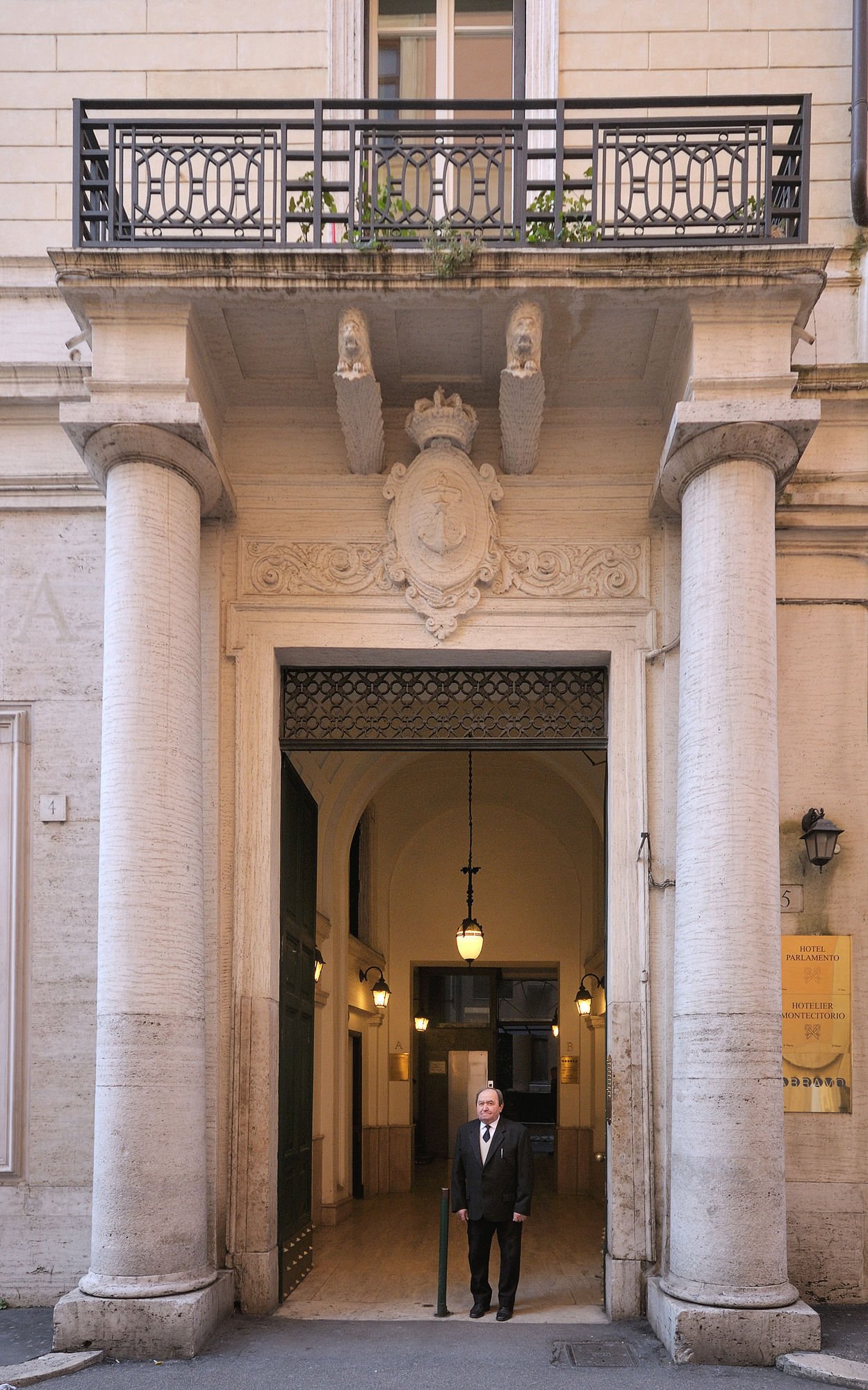 Фото отеля 3