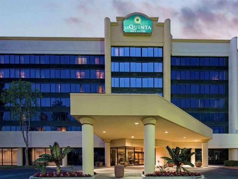 Фото La Quinta Inn & Suites by Wyndham Buena Park
