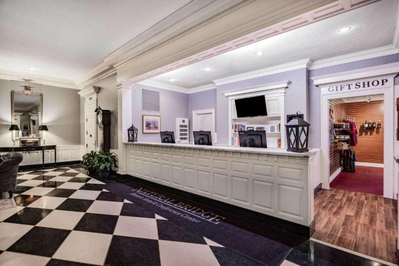 Фото Natural Bridge Hotel, Trademark Collection by Wyndham