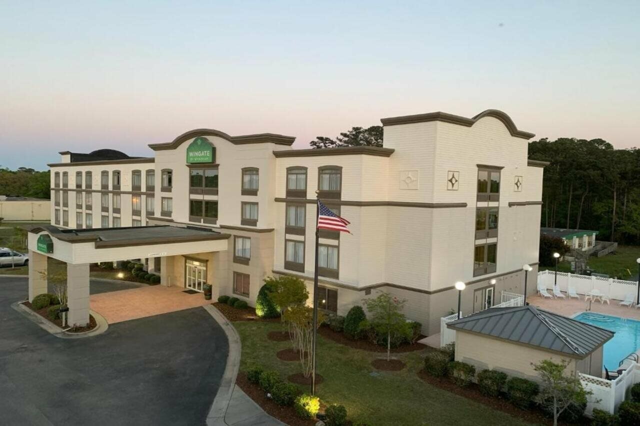 Фото Wingate by Wyndham Southport