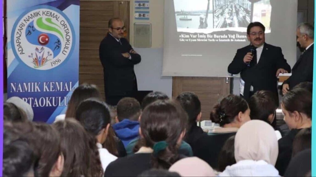 School Namik Kemal Secondary School, Adapazari, photo