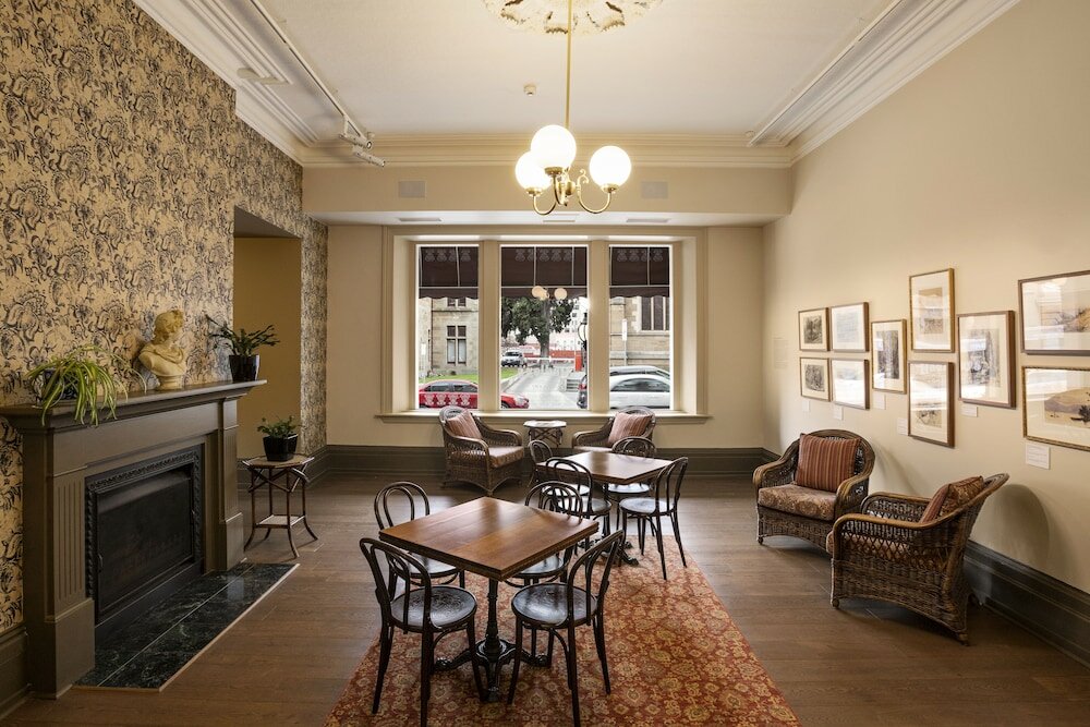 Фото Hadley's Orient Hotel