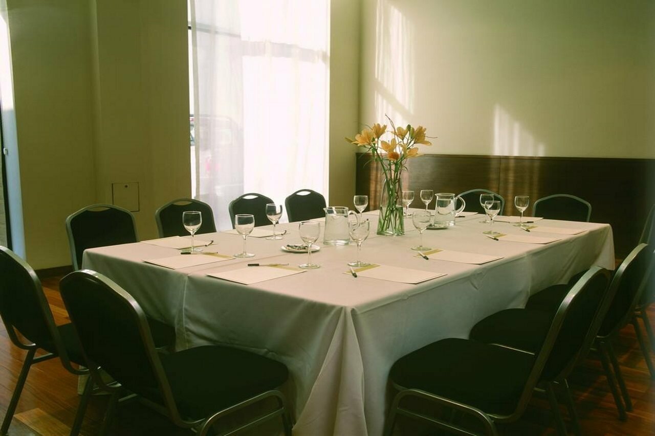 Фото Nh Mendoza Cordillera