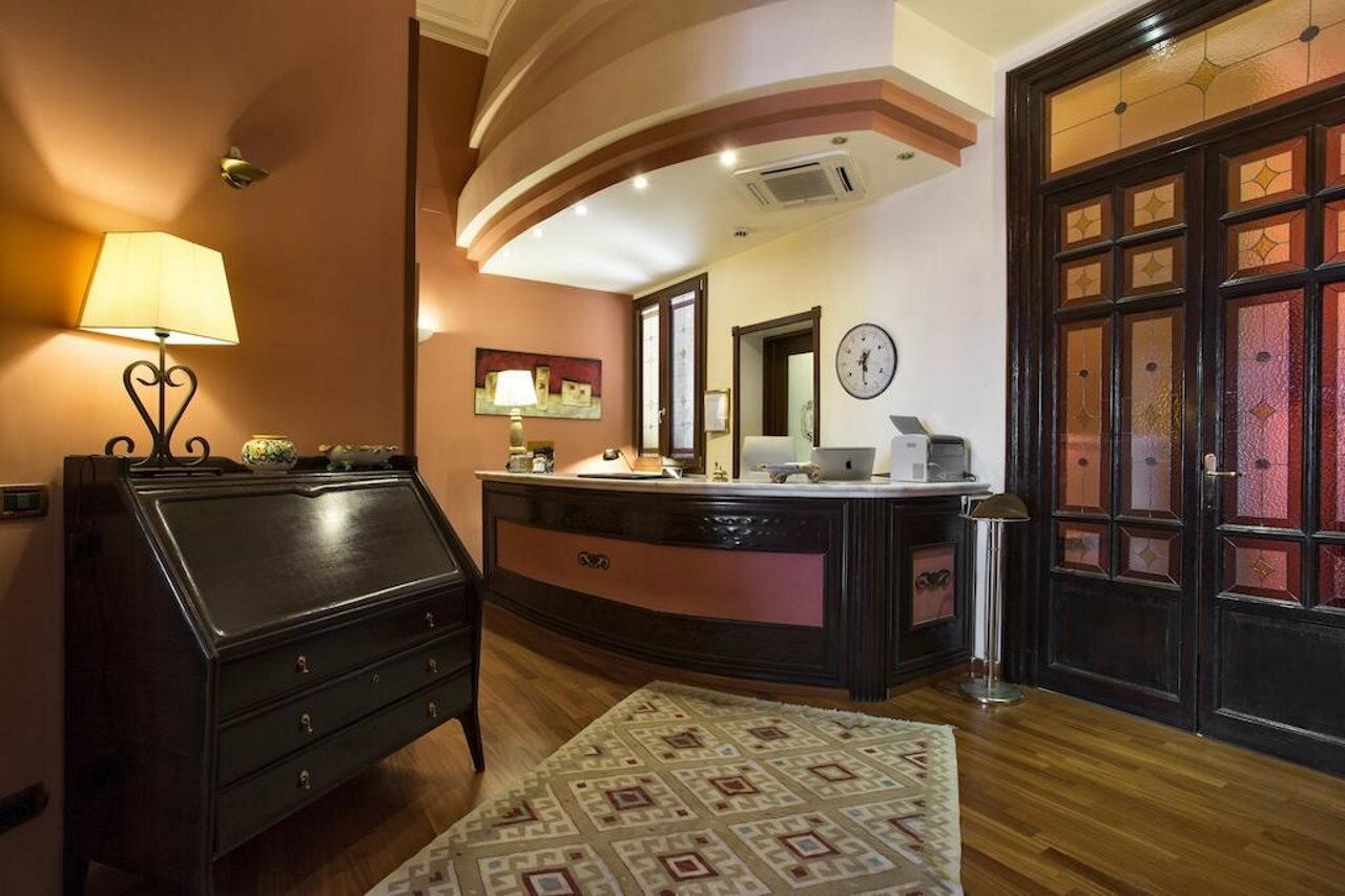 Фото Ambasciatori Hotel