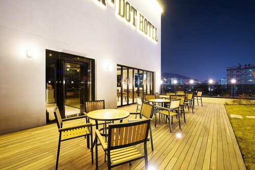 Гостиница Brown Dot Busan Station Sky Garden в Пусане