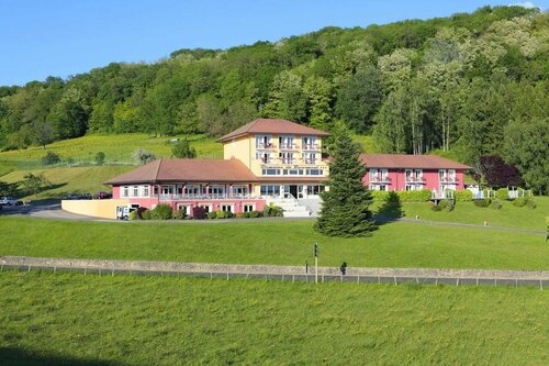 Гостиница Domaine du Revermont в Лон-ле-Сонье